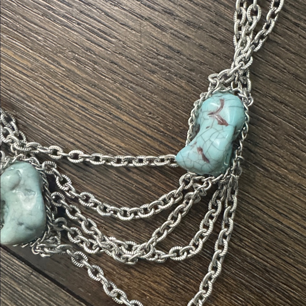 Statement necklace - Picture 3 of 3